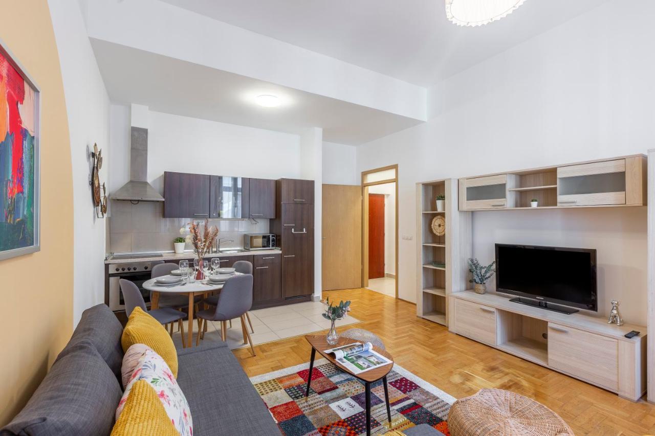 Cozy Home By Bella In The Heart Of Βουδαπέστη Εξωτερικό φωτογραφία