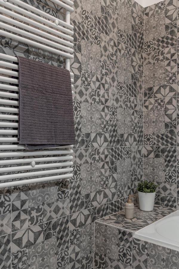 Cozy Home By Bella In The Heart Of Βουδαπέστη Εξωτερικό φωτογραφία